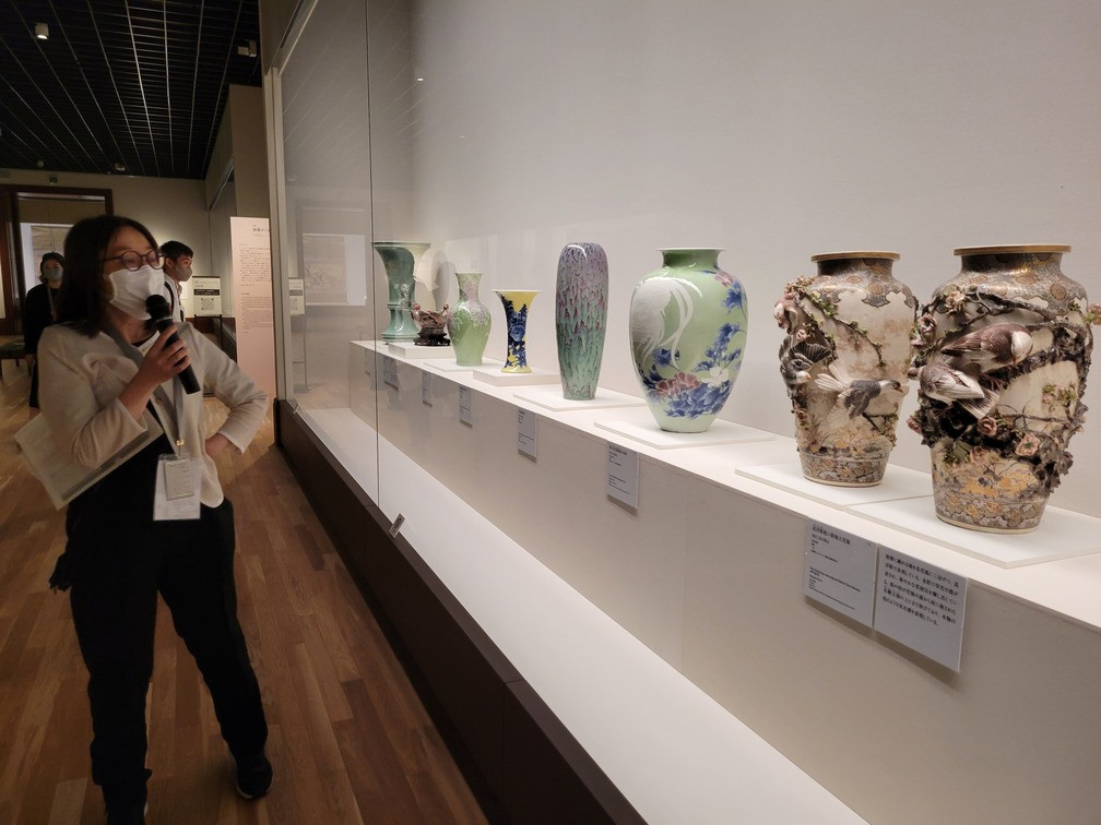 綺羅めく京の明治美術 世界が驚いた帝室技芸員の神業◆2022年/X952 綺羅(きら)めく京の明治美術 ─ 世界が驚いた帝室技芸員の神業」京都市